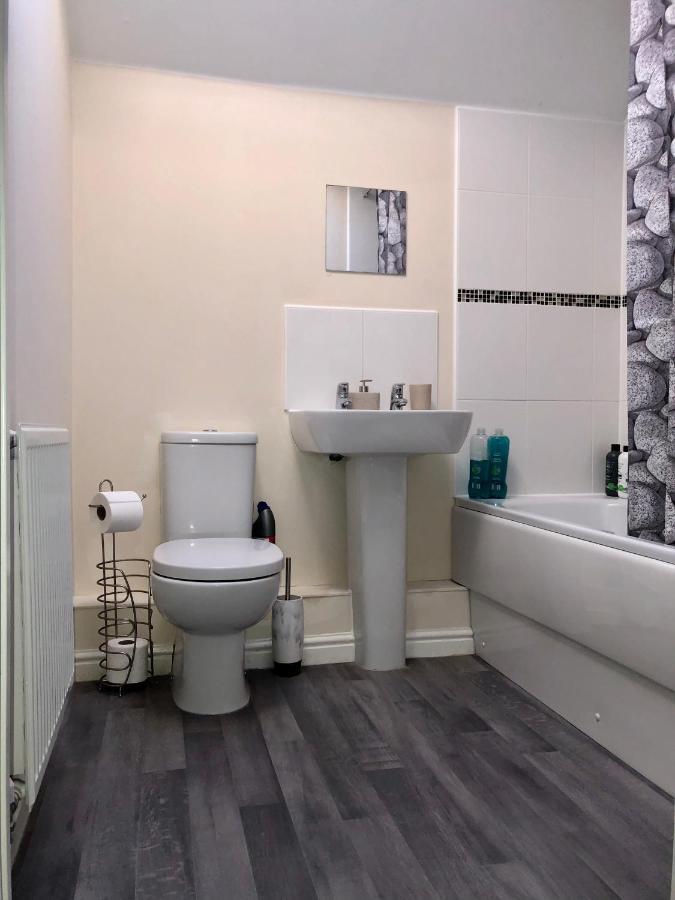 Villa Entire Two Bed Coach House Super King Beds Turn Into Singles Exeter Esterno foto
